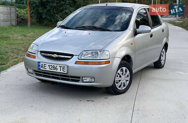 Седан Chevrolet Aveo 2005 в Дніпрі