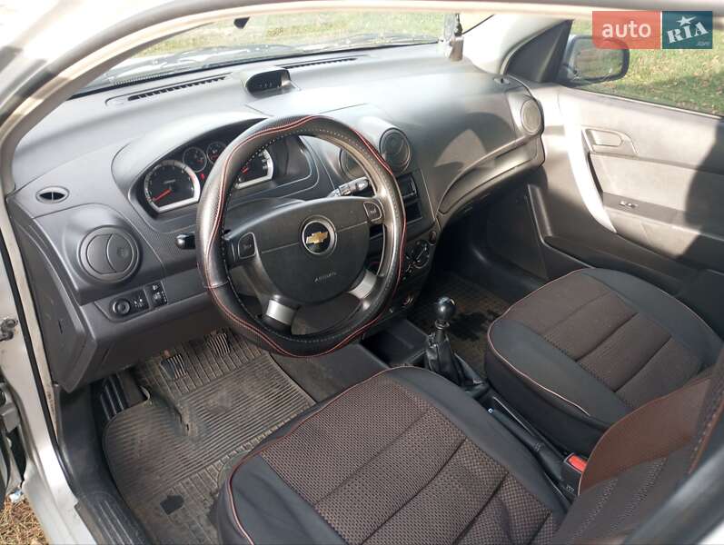 Седан Chevrolet Aveo 2010 в Харькове фото 6 Седан Chevrolet Aveo 2010 в Харькове