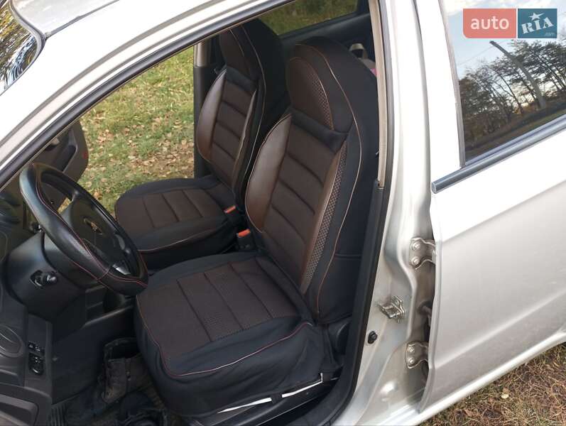 Седан Chevrolet Aveo 2010 в Харькове фото 9 Седан Chevrolet Aveo 2010 в Харькове