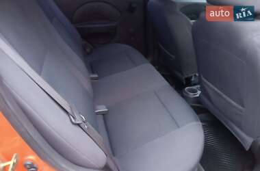 Седан Chevrolet Aveo 2006 в  фото 2 Седан Chevrolet Aveo 2006 в
