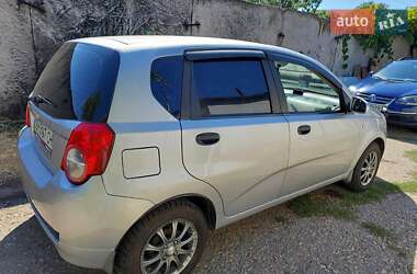 Хэтчбек Chevrolet Aveo 2008 в 