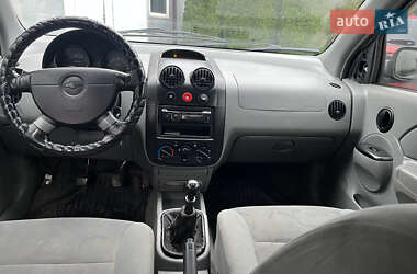 Седан Chevrolet Aveo 2005 в 