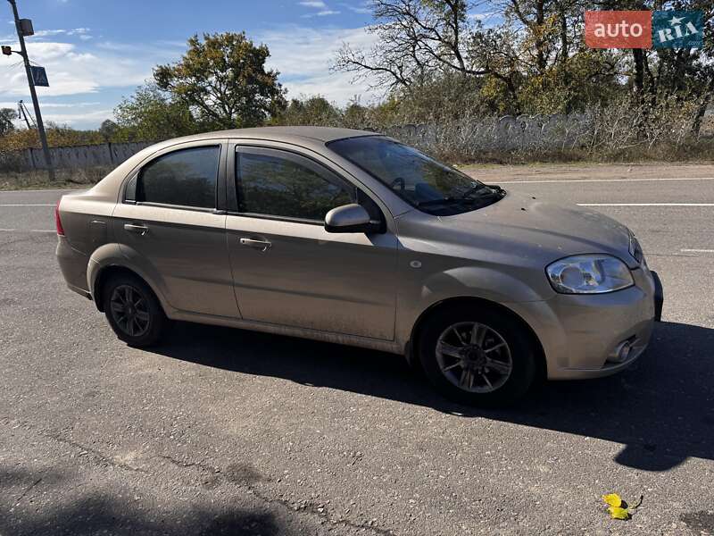 Седан Chevrolet Aveo 2008 в 