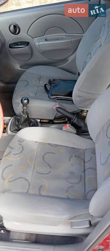 Седан Chevrolet Aveo 2005 в Запорожье