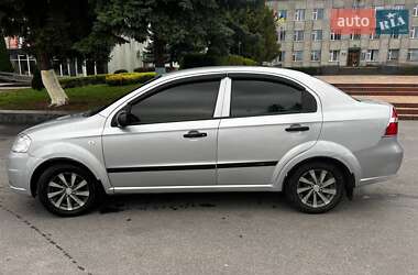 Седан Chevrolet Aveo 2011 в 