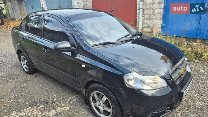 Седан Chevrolet Aveo 2006 в Кривому Розі