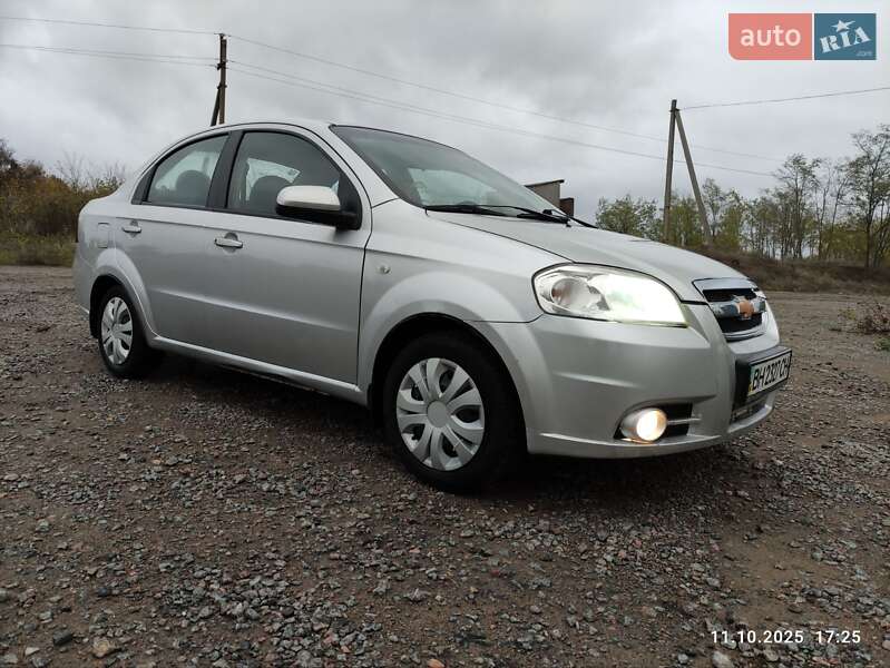 Седан Chevrolet Aveo 2008 в Первомайске