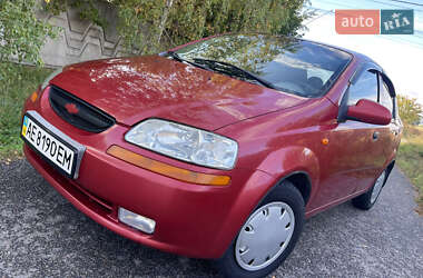 Седан Chevrolet Aveo 2004 в Днепре