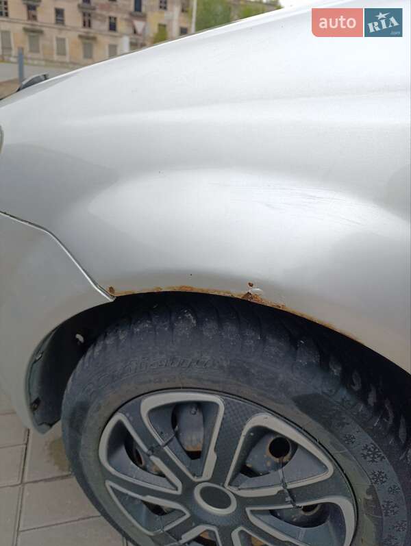 Седан Chevrolet Aveo 2006 в Кам'янському фото 5 Седан Chevrolet Aveo 2006 в Кам'янському