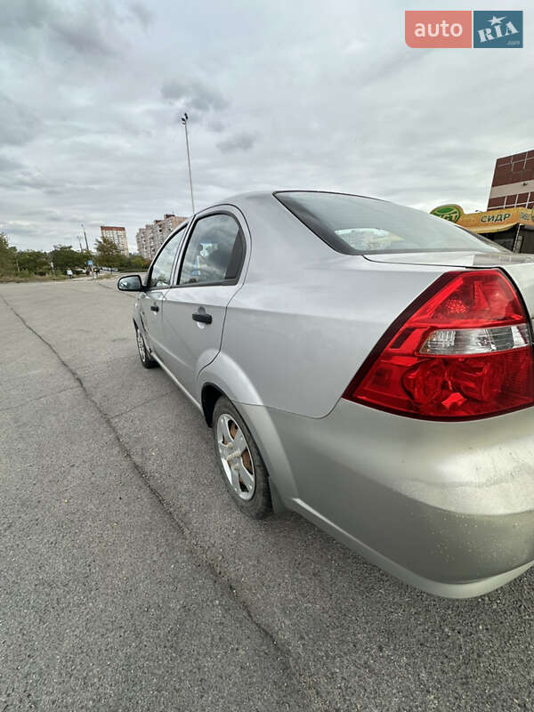 Седан Chevrolet Aveo 2006 в Запорожье