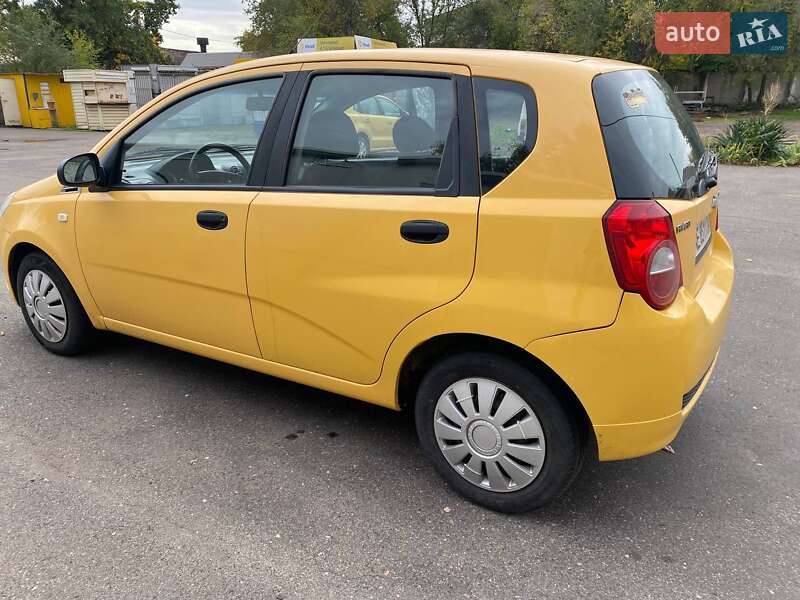 Хэтчбек Chevrolet Aveo 2008 в Кривом Роге