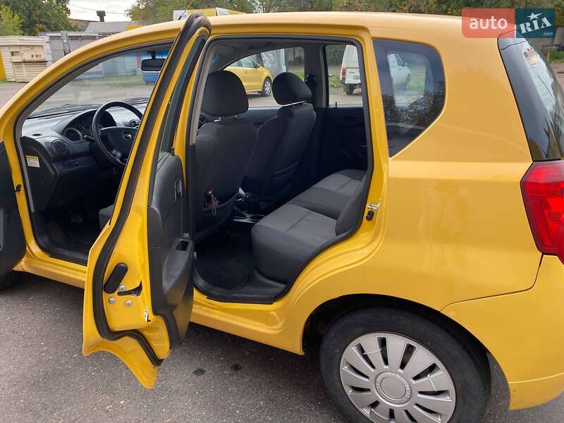 Хэтчбек Chevrolet Aveo 2008 в Кривом Роге