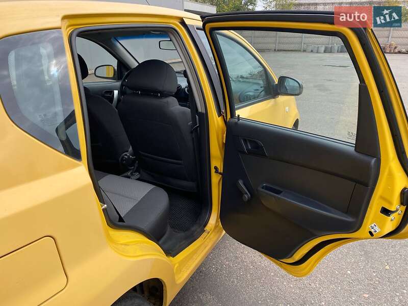 Хэтчбек Chevrolet Aveo 2008 в Кривом Роге