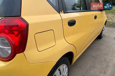 Хэтчбек Chevrolet Aveo 2008 в Кривом Роге