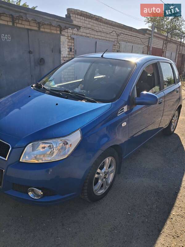 Хэтчбек Chevrolet Aveo 2008 в Николаеве фото 6 Хэтчбек Chevrolet Aveo 2008 в Николаеве
