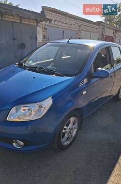 Хетчбек Chevrolet Aveo 2008 в 