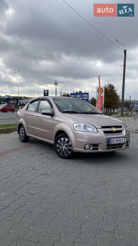 Седан Chevrolet Aveo 2008 в Тернополе