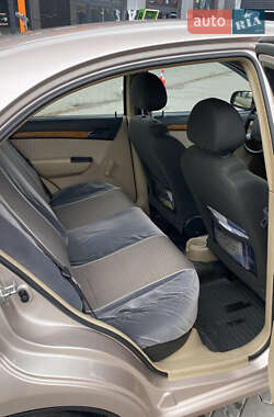 Седан Chevrolet Aveo 2008 в 