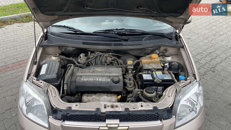 Седан Chevrolet Aveo 2008 в Тернополе