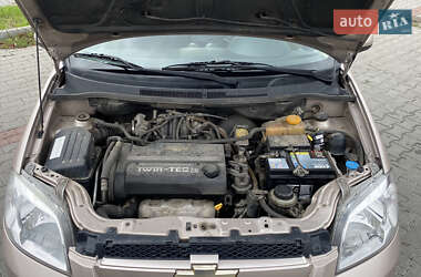 Седан Chevrolet Aveo 2008 в 