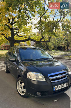 Седан Chevrolet Aveo 2011 в Киеве