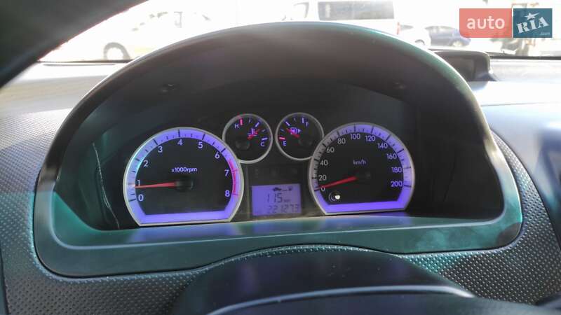 Седан Chevrolet Aveo 2006 в Львове