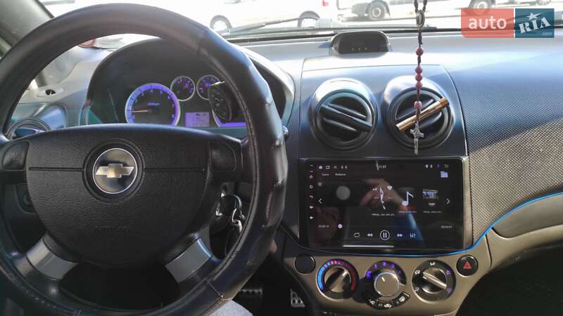 Седан Chevrolet Aveo 2006 в Львове