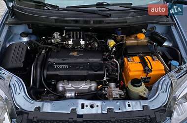 Седан Chevrolet Aveo 2008 в 