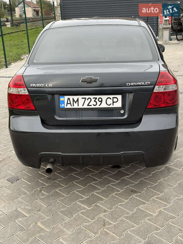 Седан Chevrolet Aveo 2006 в Звягелі