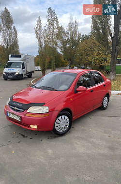 Седан Chevrolet Aveo 2005 в Києві