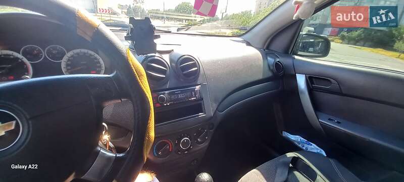 Седан Chevrolet Aveo 2006 в Запорожье