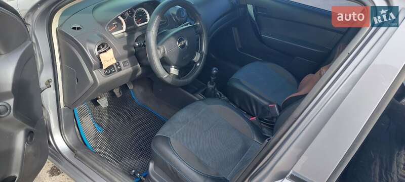 Седан Chevrolet Aveo 2006 в Одессе