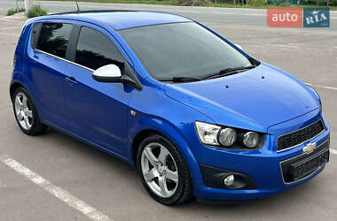 Хетчбек Chevrolet Aveo 2012 в 