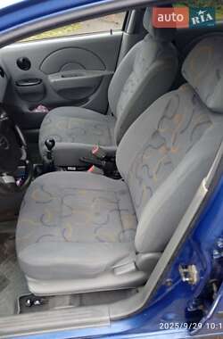 Седан Chevrolet Aveo 2005 в 
