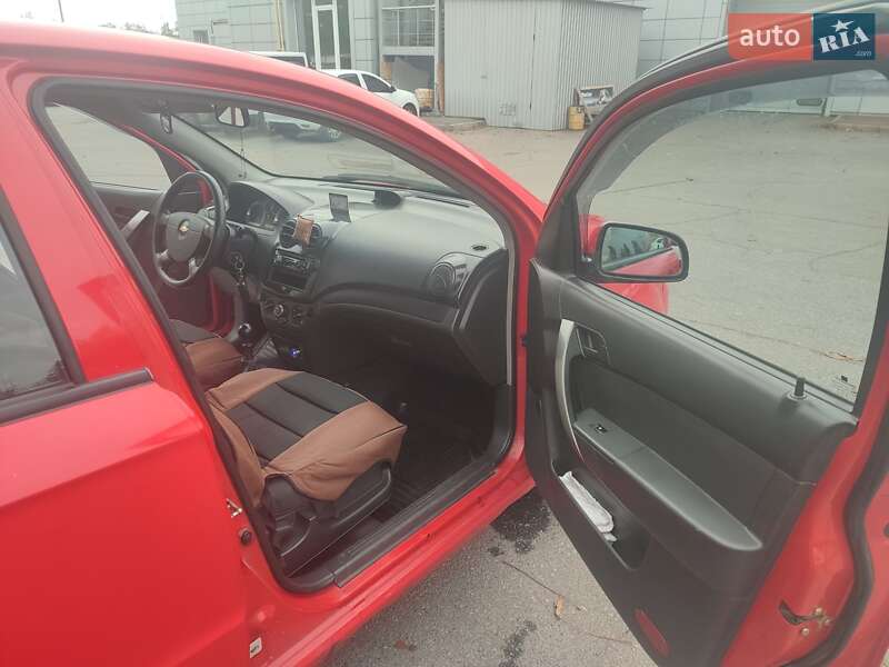 Седан Chevrolet Aveo 2006 в Харькове