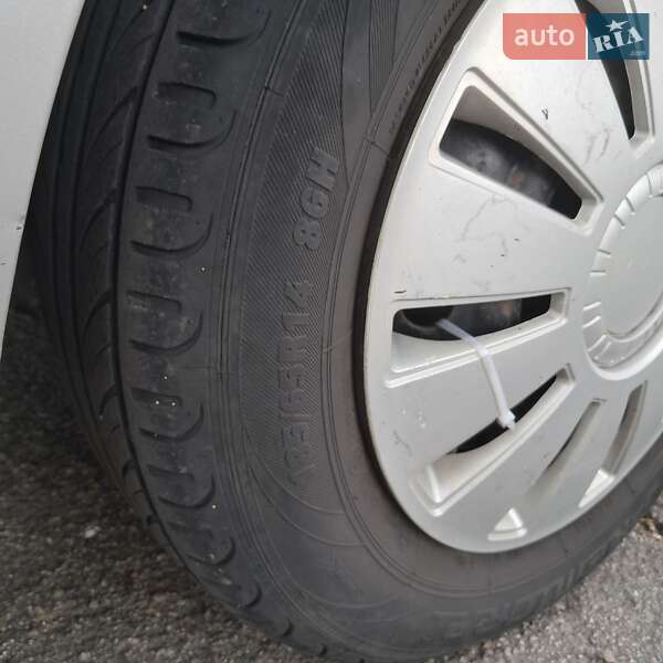 Седан Chevrolet Aveo 2007 в Никополе