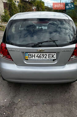 Хэтчбек Chevrolet Aveo 2006 в  фото 3 Хэтчбек Chevrolet Aveo 2006 в