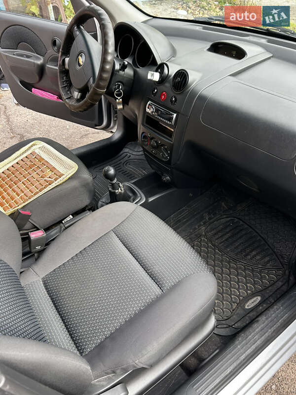 Хэтчбек Chevrolet Aveo 2006 в Белгороде-Днестровском