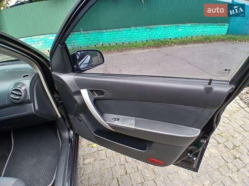 Хэтчбек Chevrolet Aveo 2011 в Черкассах фото 16 Хэтчбек Chevrolet Aveo 2011 в Черкассах