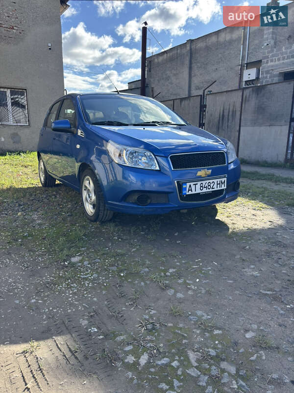 Хэтчбек Chevrolet Aveo 2010 в Ивано-Франковске фото 2 Хэтчбек Chevrolet Aveo 2010 в Ивано-Франковске