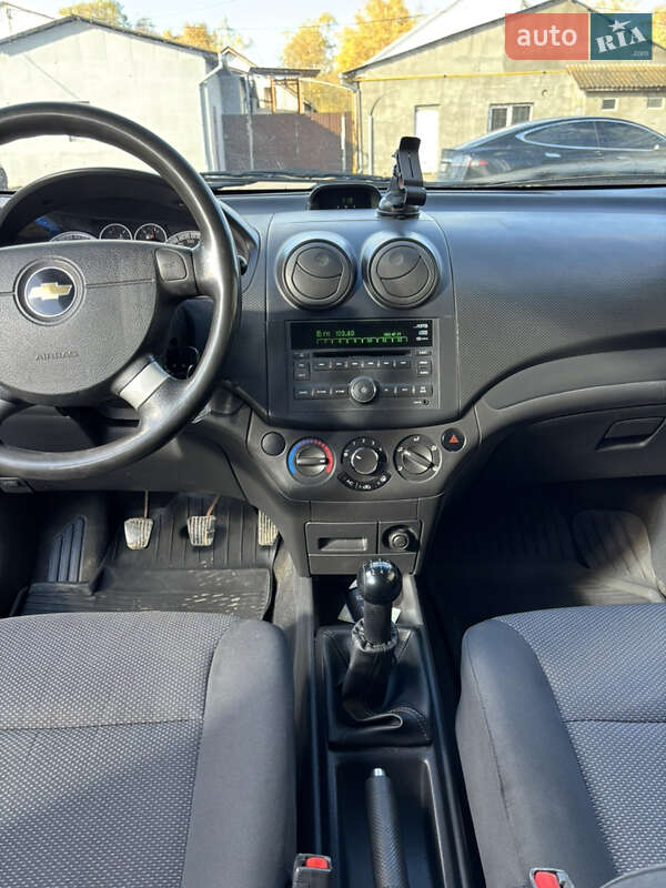 Хэтчбек Chevrolet Aveo 2010 в Ивано-Франковске фото 7 Хэтчбек Chevrolet Aveo 2010 в Ивано-Франковске