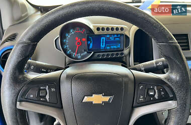 Седан Chevrolet Aveo 2012 в 