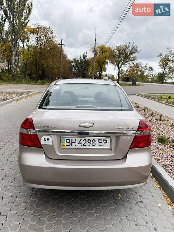 Седан Chevrolet Aveo 2008 в Одессе