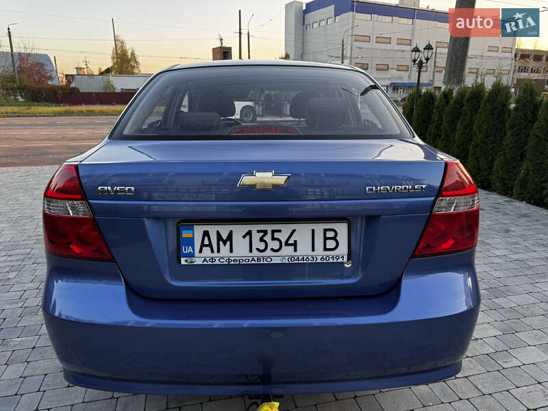 Седан Chevrolet Aveo 2008 в Виннице