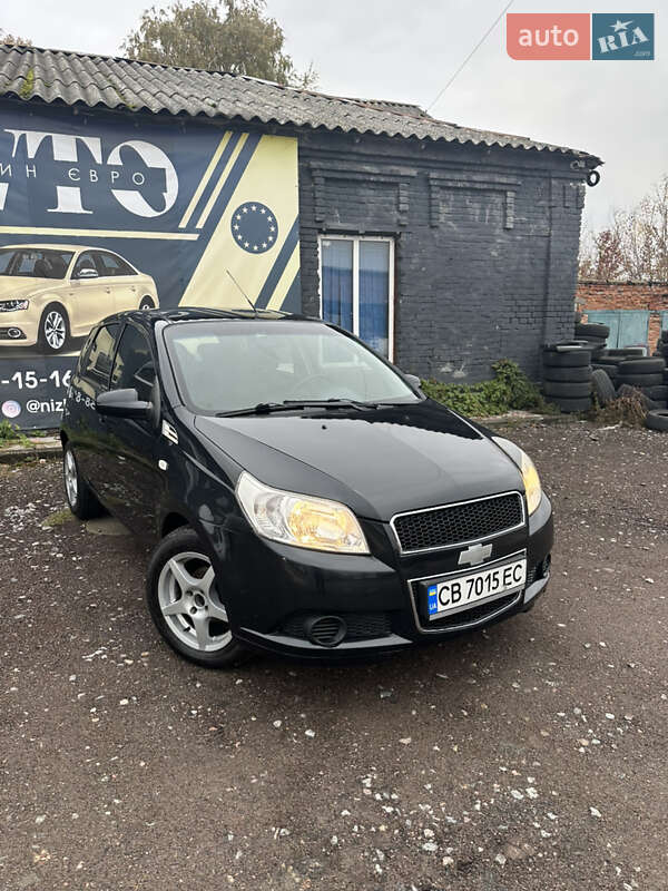 Хэтчбек Chevrolet Aveo 2009 в 
