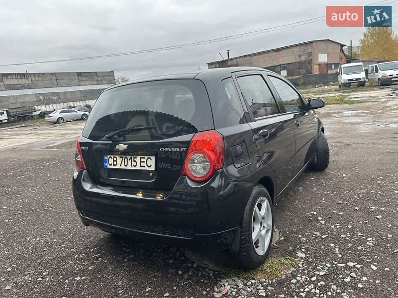 Хэтчбек Chevrolet Aveo 2009 в Нежине