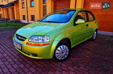 Седан Chevrolet Aveo 2004 в Стрые