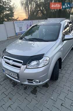 Хэтчбек Chevrolet Aveo 2008 в Снятине