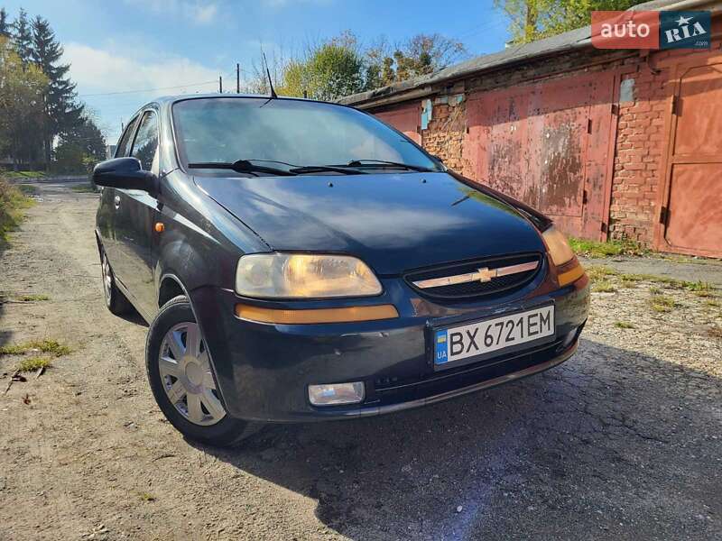 Хэтчбек Chevrolet Aveo 2005 в Хмельницком