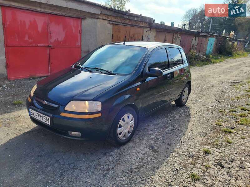 Хэтчбек Chevrolet Aveo 2005 в Хмельницком